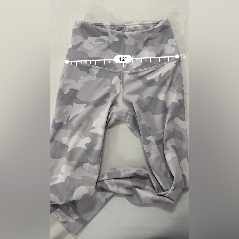 Yogalicious Lux White/Purple Camo Leggings